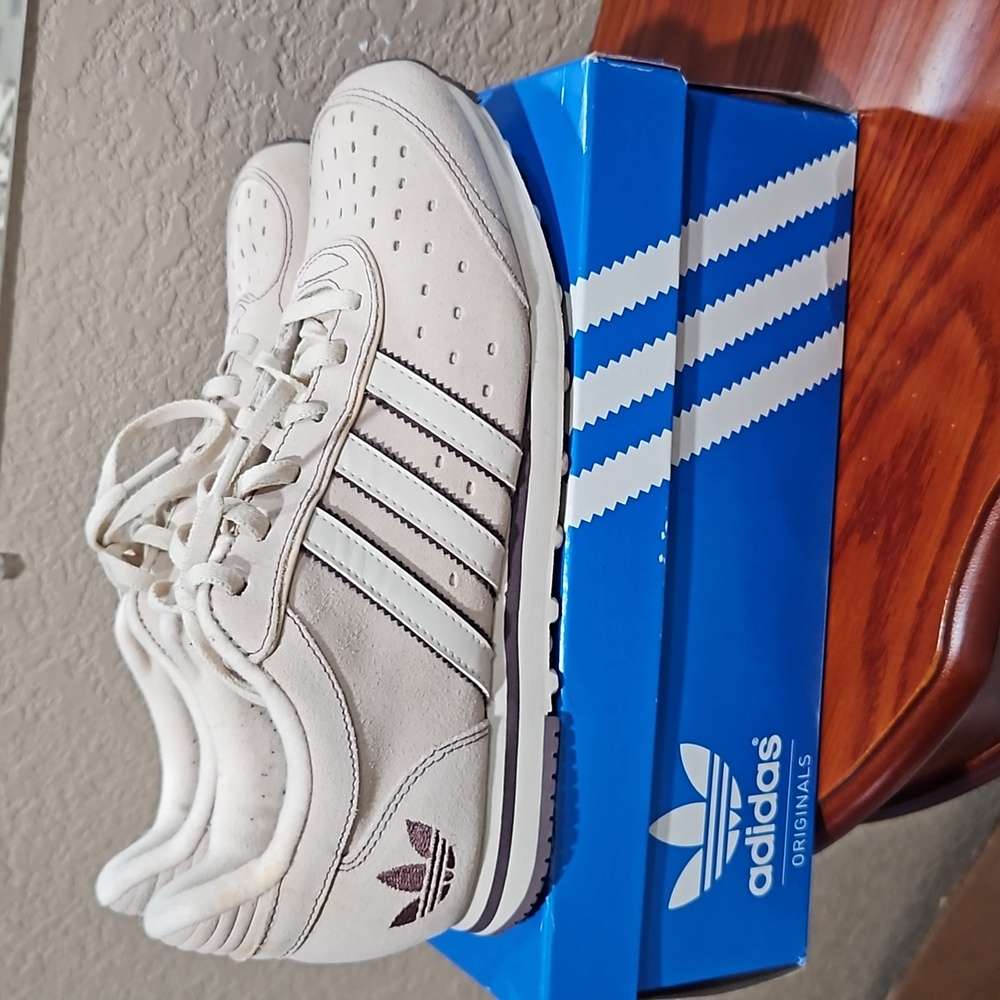 Adidas Originals Detroit W Bone Women's size 8
